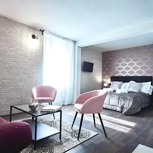 Apartment Chiclife Shenkin Sarona - Santa Caterina & Museums, Bergamo