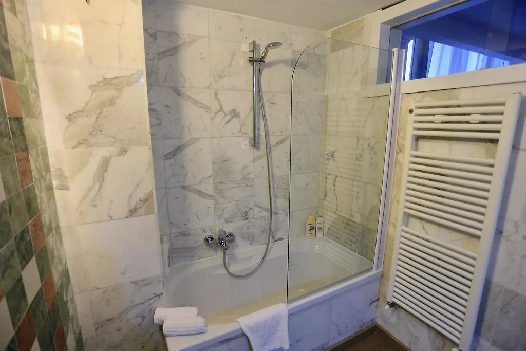 Casa Vacanze Piazza Vecchia Bergamo 0*,  Italy