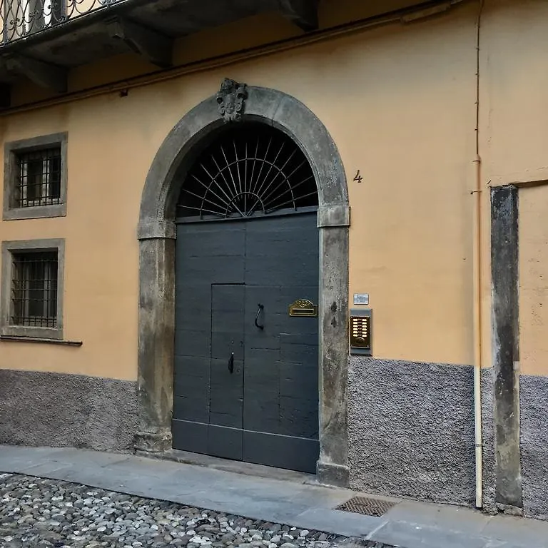 Casa Vacanze Piazza Vecchia Bergamo Italy
