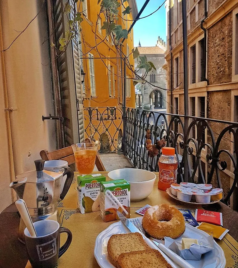 Casa Vacanze Piazza Vecchia Bergamo Apartment